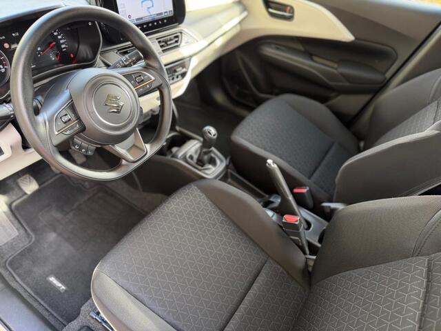 Suzuki SWIFT 1.2 Smart Hybrid | Adaptive | Camera | !3800KM! | Blind Spot | Navi |