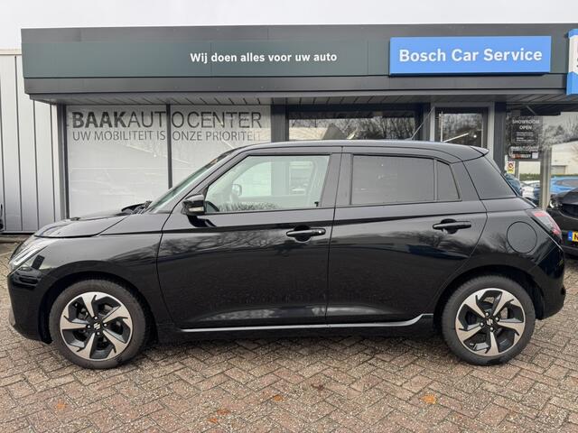 Suzuki SWIFT 1.2 Style Smart Hybrid | Camera | Keyless