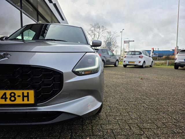 Suzuki SWIFT 1.2 SELECT SMARTHYBRIDE AUTOMAAT