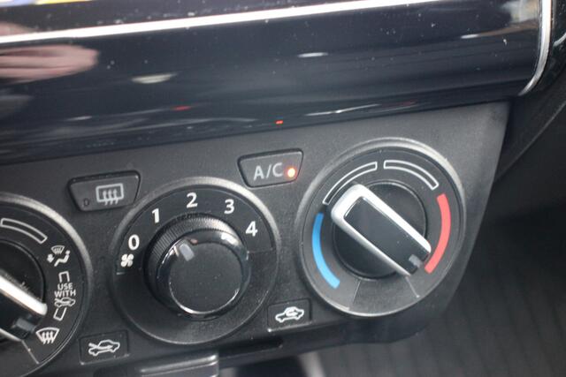 Suzuki SWIFT 1.2 Select Hybrid | Carplay/Android auto | Adapt. cruise | Sensoren | Blind spot |