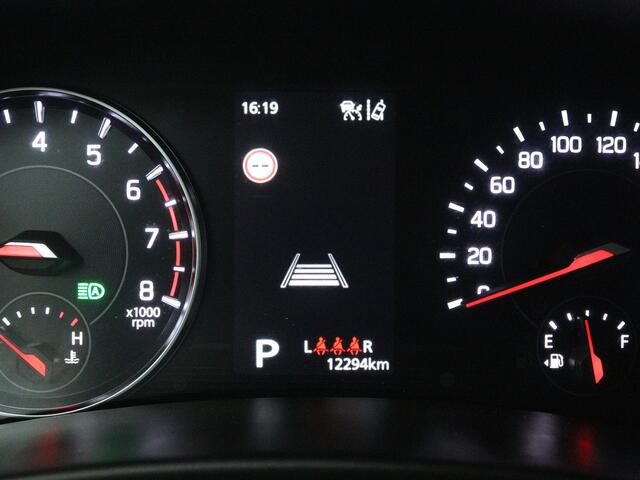 Suzuki SWIFT 1.2 Style Smart Hybrid | Automaat | Apple Carplay / Android Auto (Navigatie) | Cruise control | Climate control | Navigatie | Keyless entry