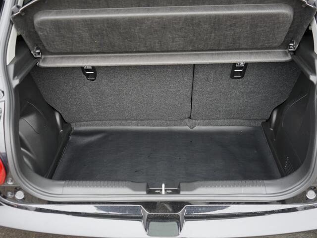 Suzuki SWIFT 1.2 Select 16'' LM velgen / Navi / Camera / Airco / All weather / Privacy glass