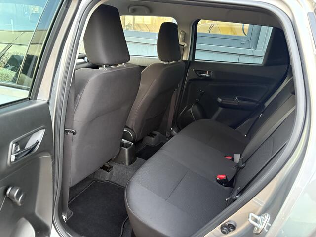 Suzuki SWIFT 1.2 90pk Select 5-drs. CAMERA/CARPLAY/AIRCO/LED/STOELVERW./16INCH