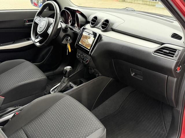 Suzuki SWIFT 1.2 Select Smart Hybrid / Navi / Camera / Afn. trekhaak / Adaptive Cruise / Keyless / Stoelverwarming / Carplay / Two Tone