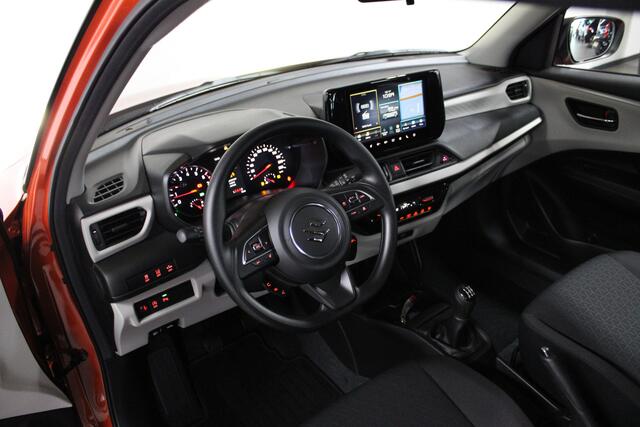 Suzuki SWIFT 1.2 Comfort Smart Hybrid / Navigatie / Keyless / Camera /