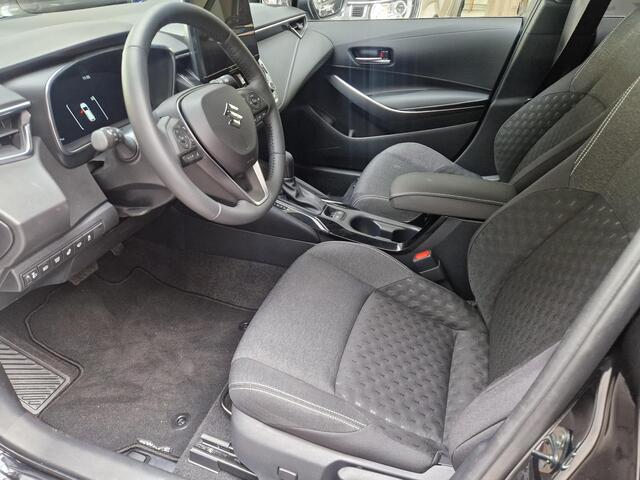 Suzuki Swace 1.8 Hybrid Style