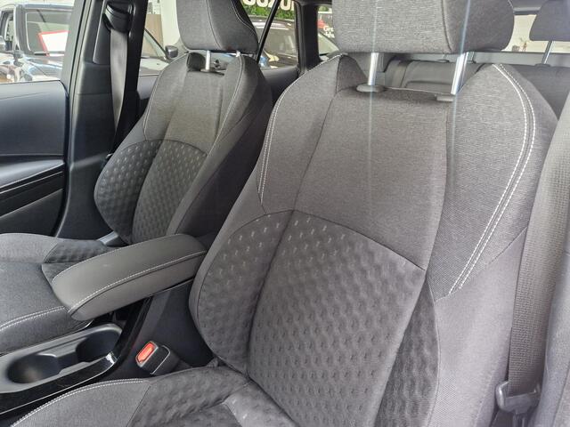 Suzuki Swace 1.8 Hybrid Style