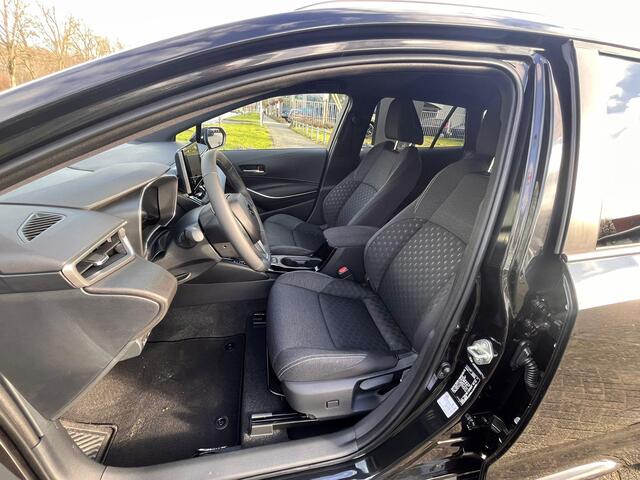 Suzuki Swace 1.8 Hybrid Select | UIT VOORRAAD LEVERBAAR | VAN ¤36.939 VOOR ¤33.425| SNEL RIJDEN |