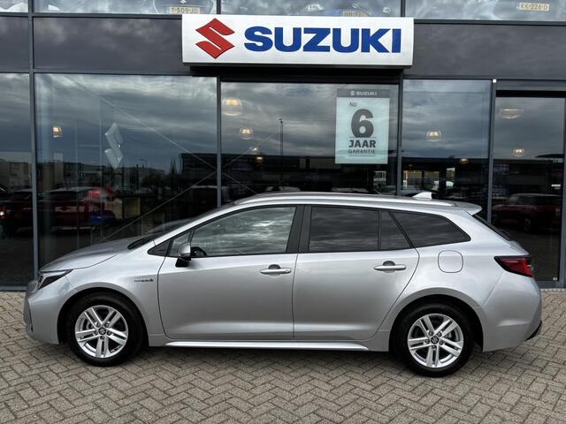 Suzuki Swace 1.8 Hybrid Style