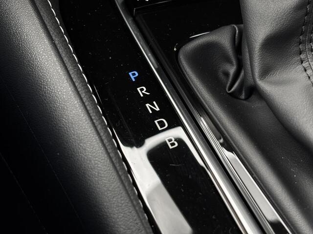 Suzuki Swace 1.8 Hybrid Style