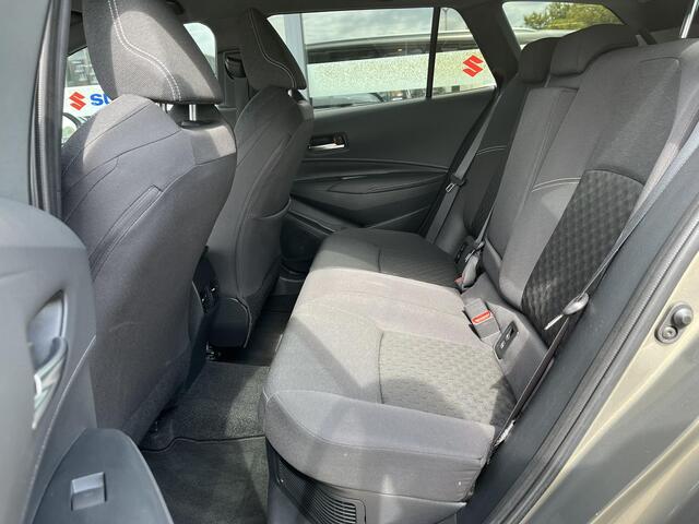 Suzuki Swace 1.8 Hybrid Style Automaat | Stoelverwarming | Parkeersensoren | Camera achter | Parkeersensoren voor en Achter |