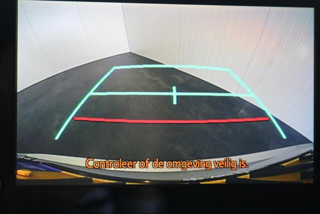 Suzuki Swace 1.8 Hybrid Style, Parkeersensoren