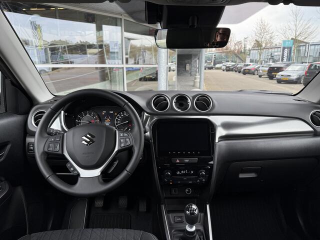 Suzuki VITARA 1.4 Boosterjet Style Smart Hybrid Nieuw uit voorraad leverbaar! 6 jaar garantie!
