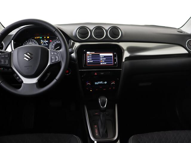 Suzuki VITARA 1.5 Hybrid Style AUTOMAAT | Navigatie | Camera | Parkeersensoren | LM velgen | Stoelverwarming |