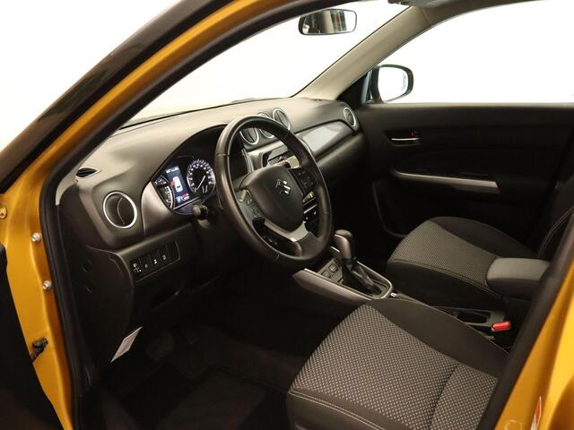 Suzuki VITARA 1.4 Boosterjet Select - CRUISE CONTROL - VOORSTOELEN VERWARMD - MULTIMEDIAVOORBEREIDING - ACHTERRUITIJCAMERA - EXTRA GETINT GLAS - LICHTMETALEN VELGEN 17"INCH