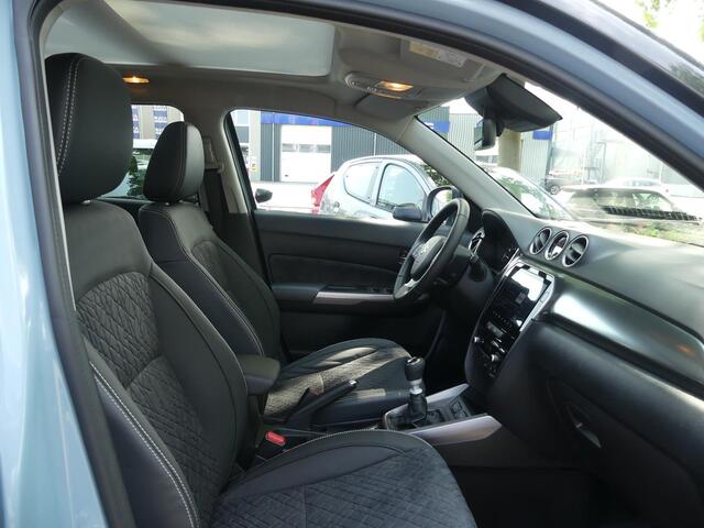 Suzuki VITARA 1.4 Boosterjet Style Smart Hybrid 6 jaar garantie! Nieuw uit voorraad leverbaar! Sunroof!