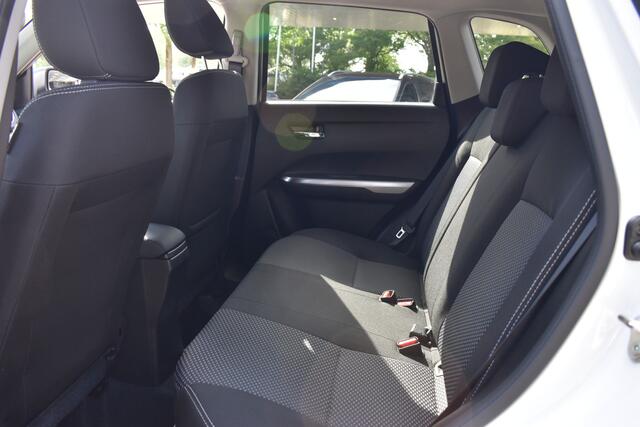 Suzuki VITARA 1.4 Boosterjet Select Smart Hybrid | 11-2024 | Navigatie | Camera | Keyless | Stoelverwarming | 12 mnd BOVAG garantie Whatsapp 06-53188999