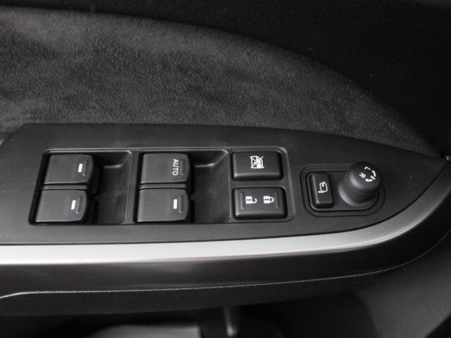 Suzuki VITARA 1.5 Hybrid Style | Automaat | Apple Carplay / Android Auto (Navigatie) | Parkeersensoren rondom | Lederen bekleding | Keyless Entry |