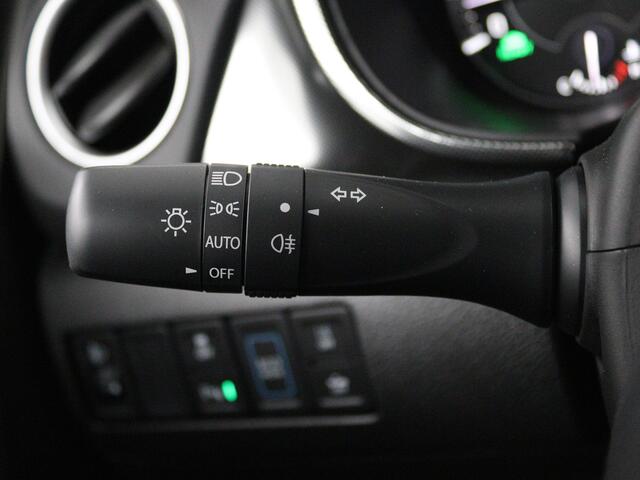 Suzuki VITARA 1.5 Hybrid Style | Automaat | Apple Carplay / Android Auto (Navigatie) | Parkeersensoren rondom | Lederen bekleding | Keyless Entry |