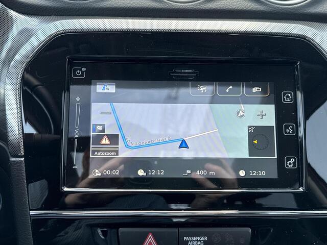 Suzuki VITARA 1.4 Boosterjet Style Smart Hybrid **NAVIGATIE/ PANORAMA DAK/ DODEHOEK DETECTIE/ 36 MAANDEN GARANTIE**