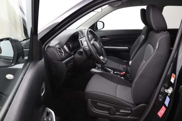 Suzuki VITARA 1.4 Boosterjet Select Smart Hybrid Automaat | Trekhaak | Keyless Entry | Parkeersensoren | Stoelverwarming | Apple Carplay | Android Auto |