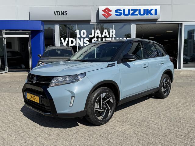 Suzuki VITARA 1.4 Boosterjet Style Hybrid Betreft een Demo. Op korte termijn leverbaar info: M.Safari 0492588976