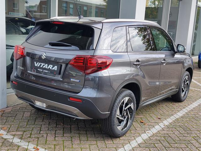 Suzuki VITARA 1.4 BOOSTERJET STYLE SMART HYBRID De Vernieuwde Vitara | Met 6 JAAR GARANTIE! | Inclusief ¤ 2.000,- Voorraad Voordeel