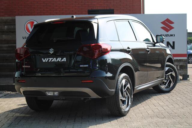 Suzuki VITARA 1.4 Boosterjet Style Hybrid Nieuw met 6 jaar garantie! Navigatie, Adaptieve Cruise Control, Parkeersensoren Voor en Achter, Stoelverwarming