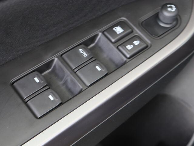 Suzuki VITARA 1.4 Boosterjet Select Smart Hybrid Nieuw uit voorraad leverbaar! 1500 kg aanhanggewicht!