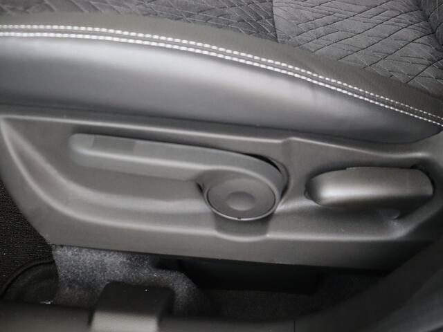 Suzuki VITARA 1.5 Hybrid Style Nieuw uit voorraad leverbaar!