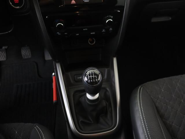 Suzuki VITARA 1.4 Boosterjet Style Smart Hybrid | Half leer | Stoelverwarming | Dealeronderhouden |
