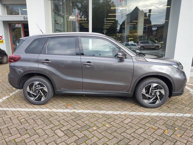 Suzuki VITARA 1.4 BOOSTERJET STYLE SMART HYBRID AUTOM. De Vernieuwde Vitara | Met 6 JAAR GARANTIE! | Inclusief ¤ 1.777,- Voorraad Voordeel