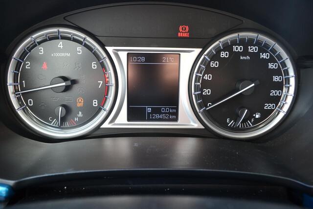 Suzuki VITARA 1.6 EXCLUSIVE|NAVI|TREKHAAK|STOELVERWARMING