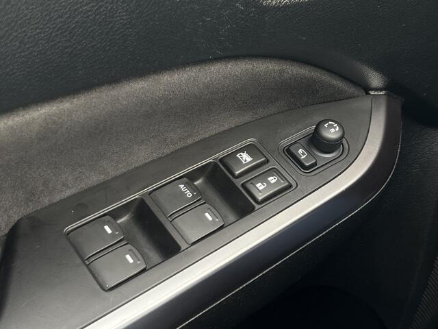 Suzuki VITARA 1.5 Hybrid Style AllGrip | Navi | Pano | LED | Camera