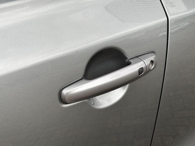 Suzuki VITARA 1.4 Boosterjet Style Smart Hybrid Clima/CarPlay/Panodak