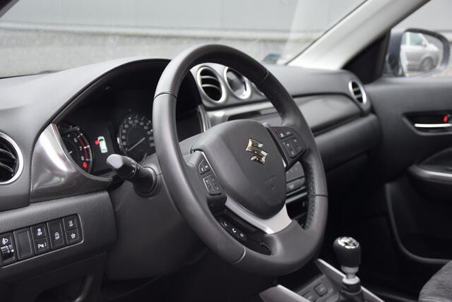 Suzuki VITARA 1.4 Boosterjet Style Smart Hybrid | elektrisch glazen panorama-dak | Lederen bekleding | Apple carplay/Android |
