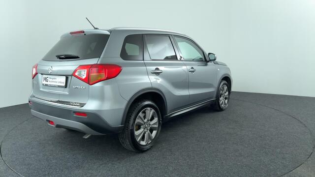 Suzuki VITARA 1.6 Exclusive / P.Cam / All-seasonbanden