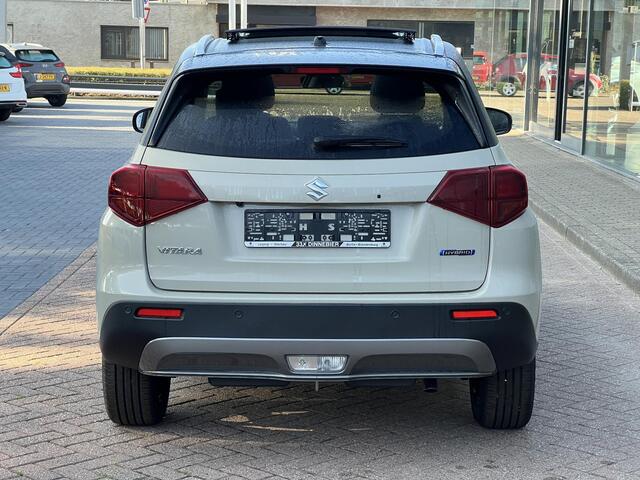 Suzuki VITARA 1.5 Hybrid Style | Panoramadak | Half leder | Navigatie |