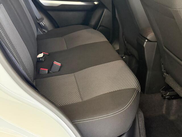 Suzuki VITARA 1.4 Hybride Navi Camera Clima Lane Ass Adapt Cruise Fully Suzuki Serviced!