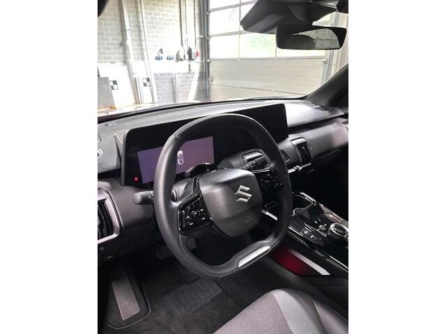 Suzuki VITARA e Style 61 kWh | "Rijd als één van de eersten in 2026 - bestel nu!" | Fabrieksgarantie 10 jaar |