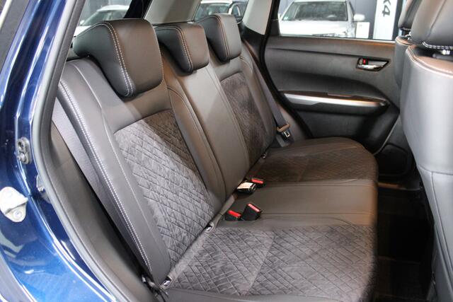 Suzuki VITARA 1.4 Boosterjet Smart Hybrid Style Automaat / Pano. / Camera / Navigatie / Led verlichting / Adaptive cruise control / Keyless /