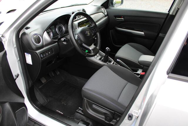 Suzuki VITARA 1.0 Boosterjet Select , Trekhaak, 1e Eig, en MAAR 34000 km!!