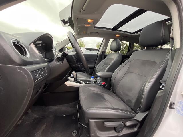 Suzuki VITARA 1.6 High Executive / Panorama dak / Alcantara / Navigatie / Cruise Control