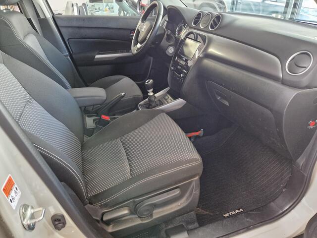 Suzuki VITARA 1.4 Boosterjet Select Smart Hybrid | Navigatie