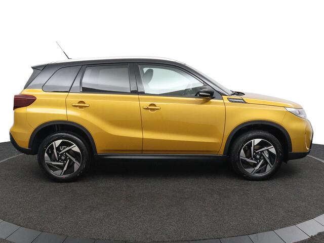 Suzuki VITARA 1.4 Boosterjet Smart Hybrid Style Automaat | Bi Tone | Alcantara Bekleding | Parkeersensoren Rondom | Draadloos Apple Carplay & Android Auto |