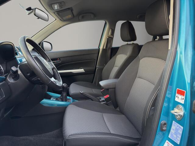 Suzuki VITARA 1.6 Business Edition "Lage Kilometers " | Climate Controle | Camera | Navigatie | Cruise C. | Trekhaak | L.M.Velg |