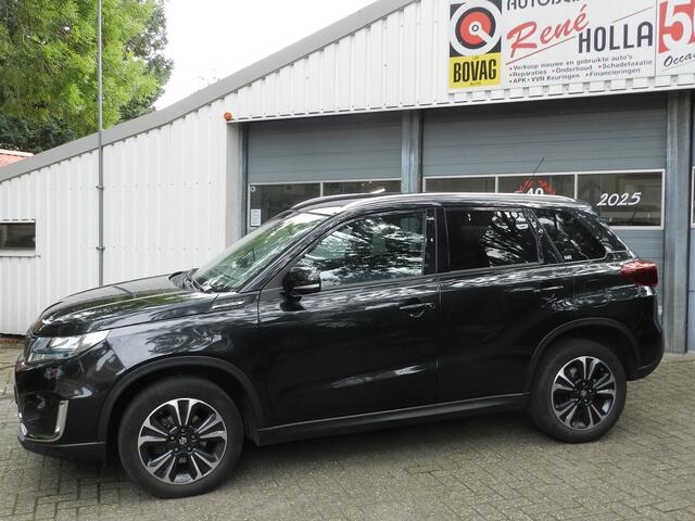 Suzuki VITARA 1.4 Boosterjet Style Smart Hybrid Carplay Camera Climate en Cruise contr leer Alcantara Parelmoer lak Automaat