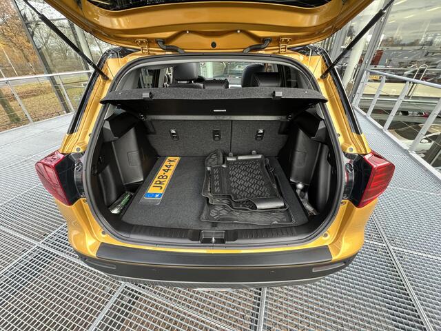 Suzuki VITARA 1.5 Hybrid AllGrip Style | Trekhaak | Schuifkanteldak | Navigatie | Adaptieve Cruise Control