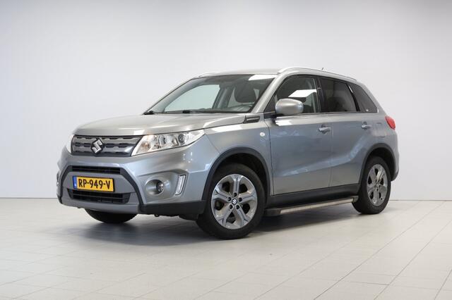 Suzuki VITARA 1.6 Exclusive - Trekhaak - AllSeason banden - Parkeercamera