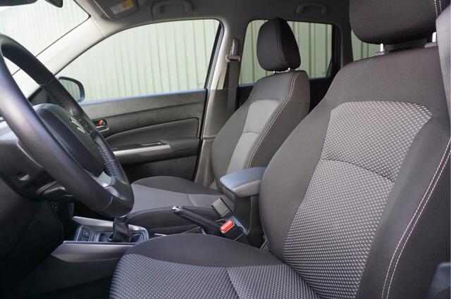 Suzuki VITARA 1.4 Boosterjet Select Smart Hybrid + Camera/ Carplay/ Adapt.Cruise/ 1500kg. trekgewicht/ Garantie!
